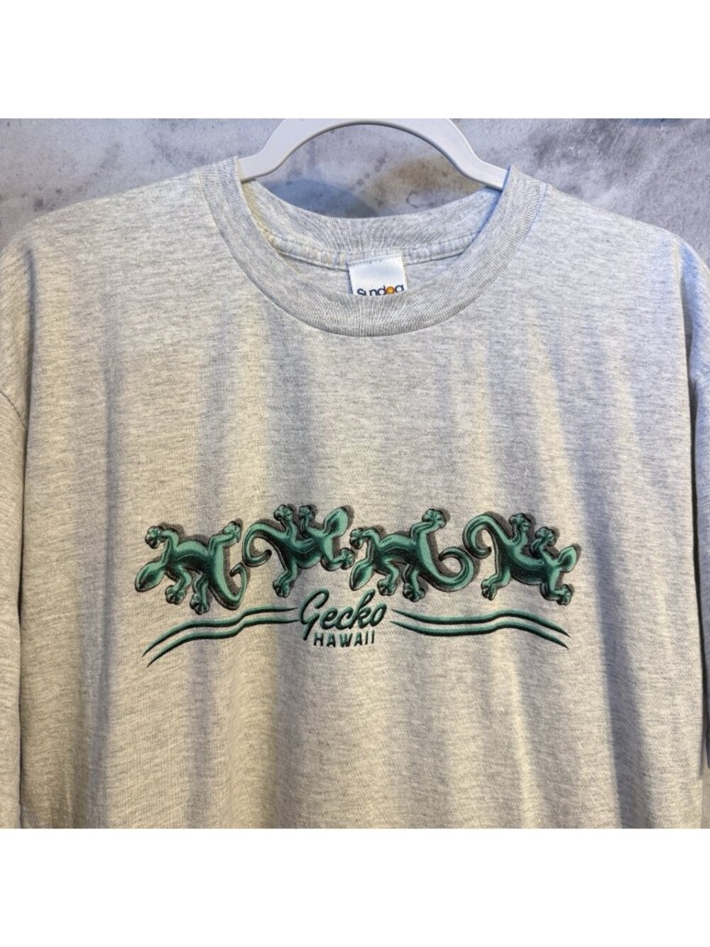 Vintage 90s Gecko Hawaii Sundog T Shirt Mens XL Gray Double Sided Surf Skate Tee